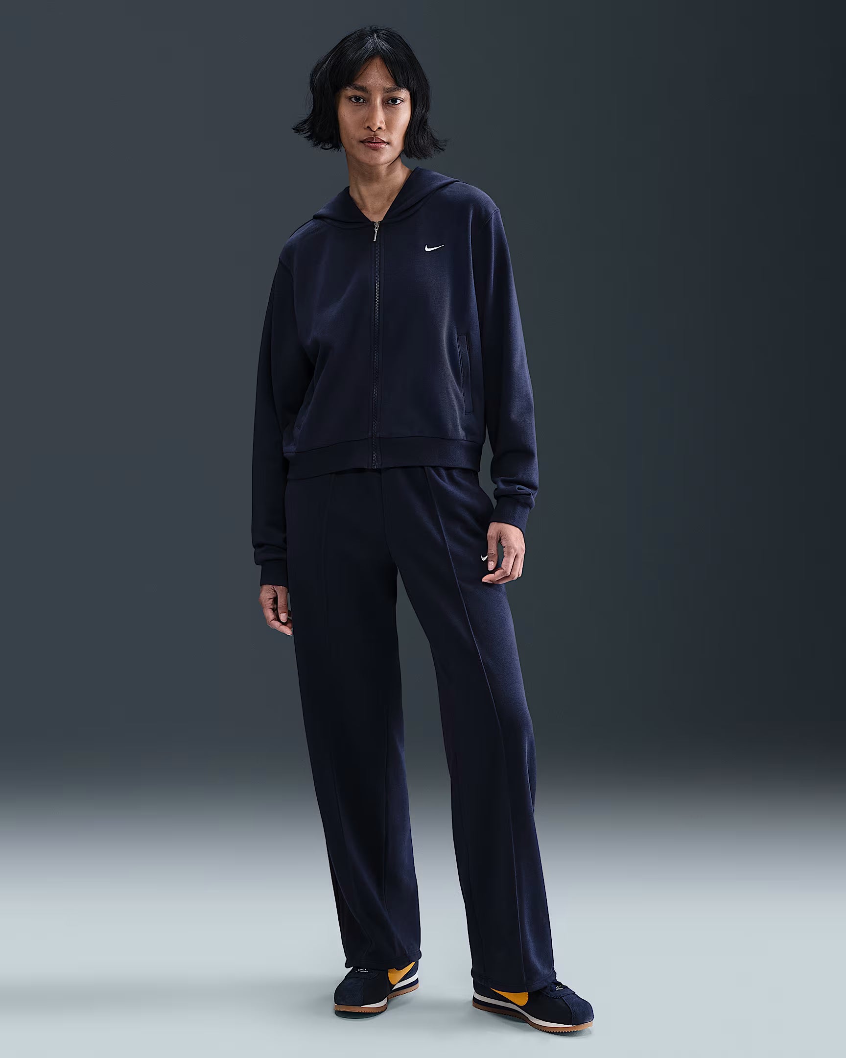 Nike Sportswear Chill Terry