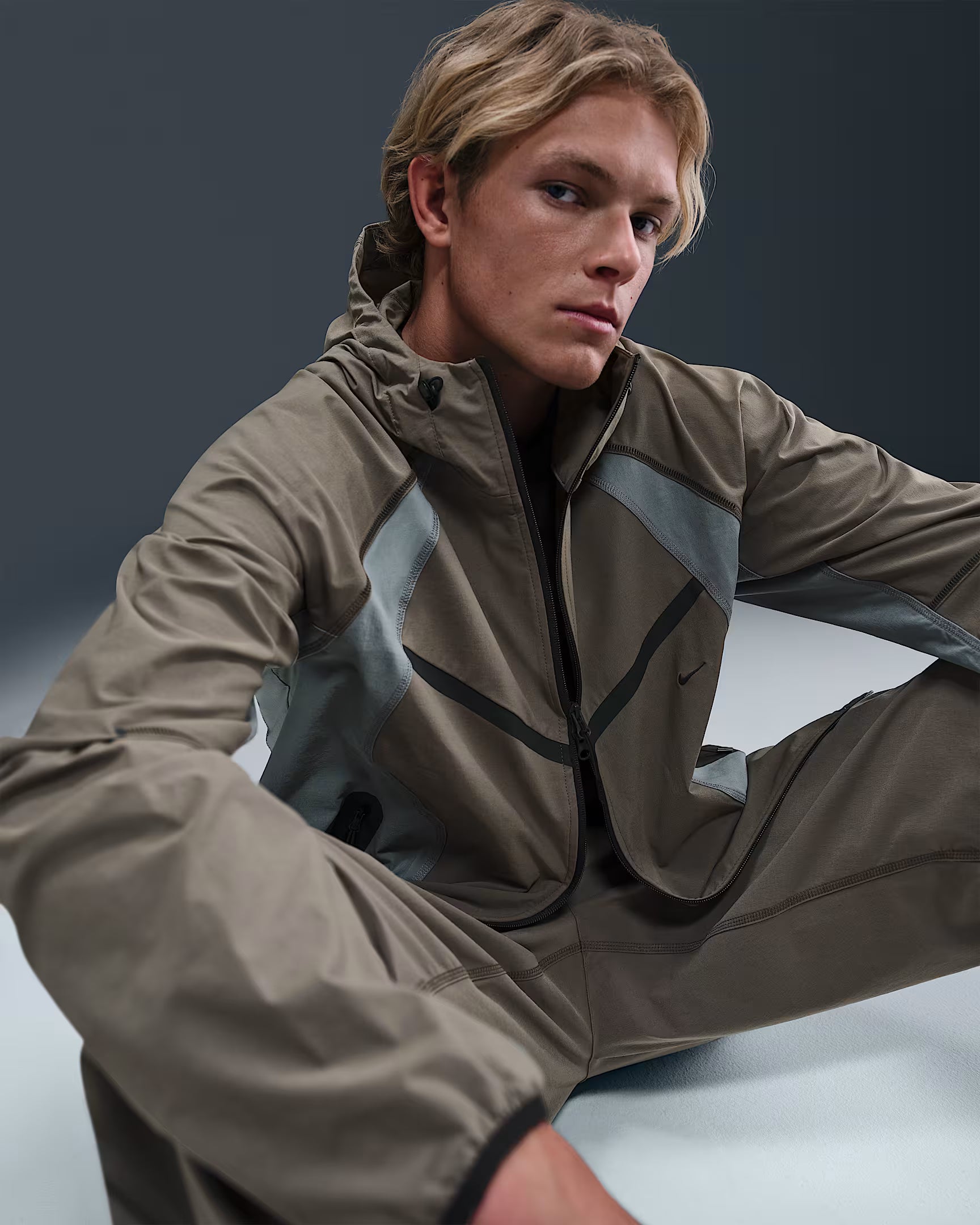Nike Tech